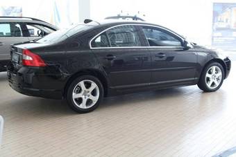 2008 Volvo S80 Pictures