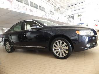 2011 Volvo S80 Pictures