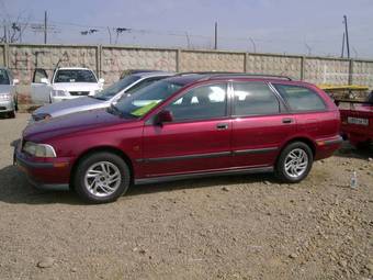 1997 Volvo V40 Pics