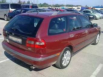 1997 Volvo V40 Photos