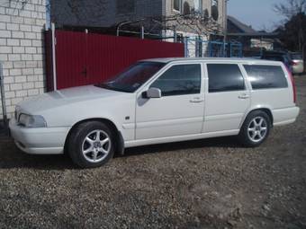 1998 Volvo V70 Images