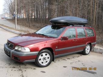 1999 Volvo V70 Pictures