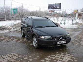 2000 Volvo V70 Photos