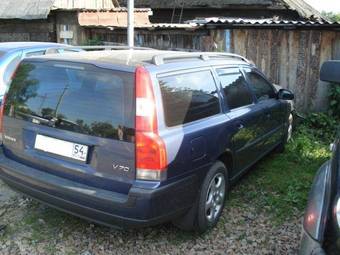 2002 Volvo V70 Pictures