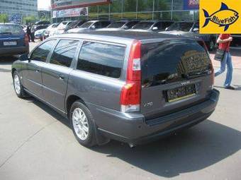 2006 Volvo V70 Pictures