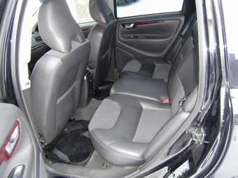 2004 Volvo XC70 Photos