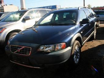 2004 Volvo XC70 Pictures