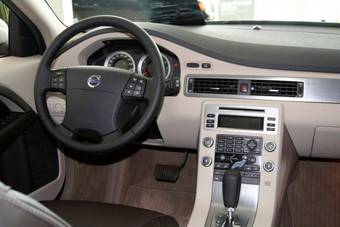 2008 Volvo XC70 Photos