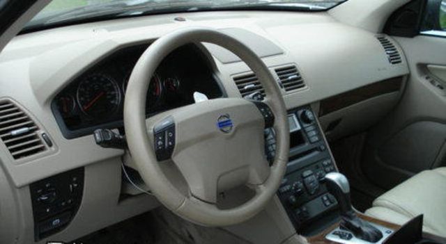 2003 Volvo XC90