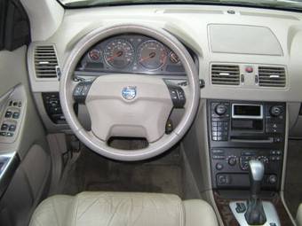 2003 Volvo XC90 Wallpapers
