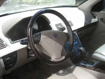 2003 Volvo XC90 Photos