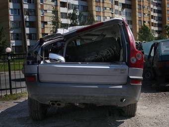 2003 Volvo XC90 Pictures
