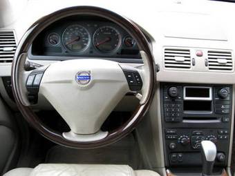 2003 Volvo XC90 Pictures
