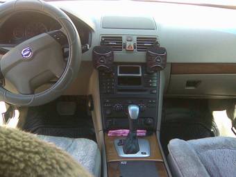 2003 Volvo XC90 Photos