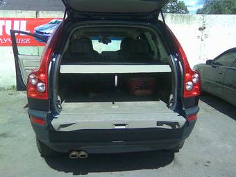 2003 Volvo XC90 Photos