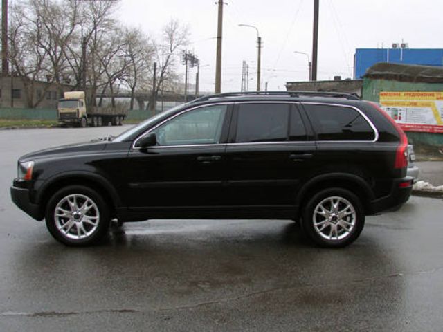 2004 Volvo XC90