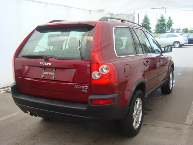 2004 Volvo XC90