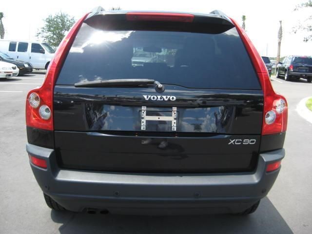 2004 Volvo XC90