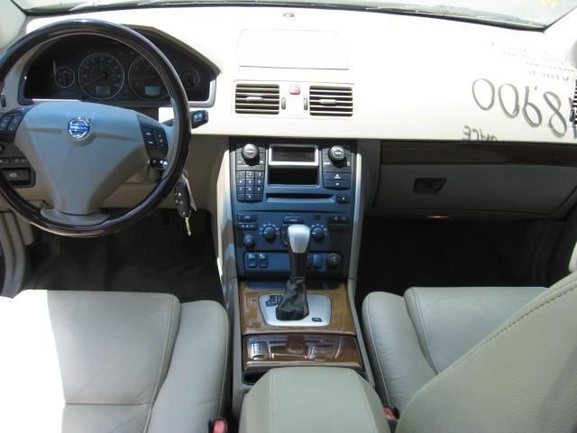 2004 Volvo XC90