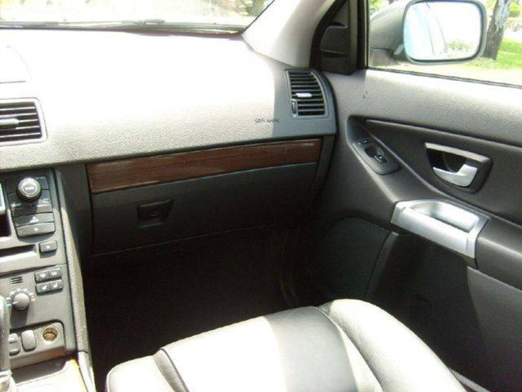 2004 Volvo XC90