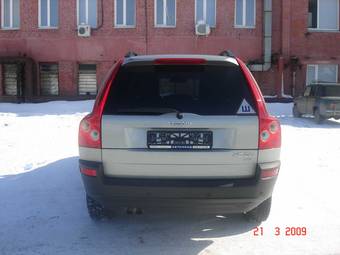 2004 Volvo XC90 Photos