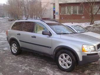 2004 Volvo XC90 Photos