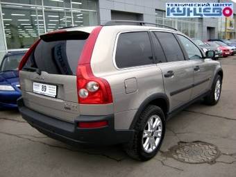 2004 Volvo XC90 Photos