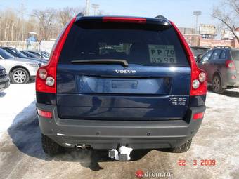 2004 Volvo XC90 Images