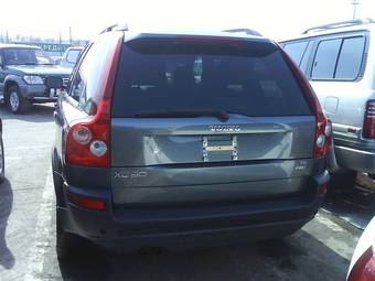 2004 Volvo XC90 Photos