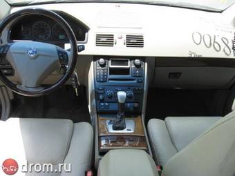 2004 Volvo XC90 Photos
