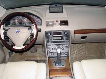 2004 Volvo XC90 Pictures
