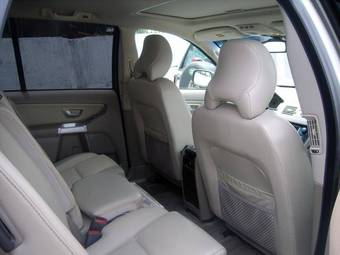 2004 Volvo XC90 Pictures