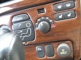 2004 Volvo XC90 Pics