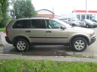 2004 Volvo XC90 Photos