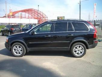 2004 Volvo XC90 Photos