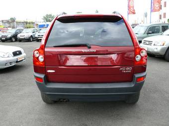 2004 Volvo XC90 Images