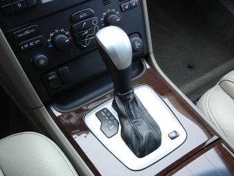2004 Volvo XC90 Pictures