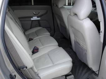2004 Volvo XC90 Photos