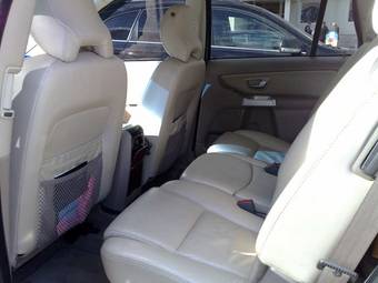 2004 Volvo XC90 Photos