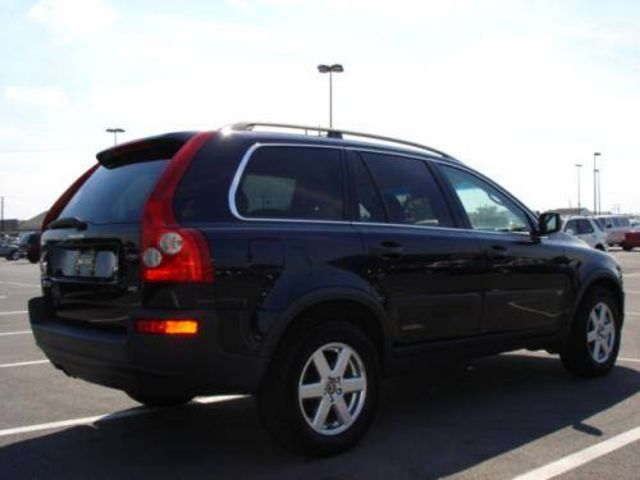 2005 Volvo XC90