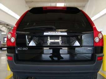 2005 Volvo XC90 Photos