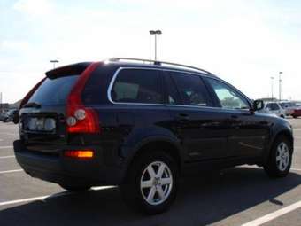 2005 Volvo XC90 Images