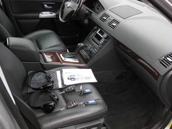 2005 Volvo XC90 Photos