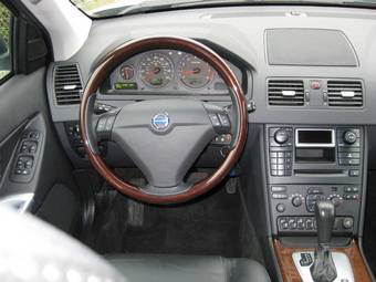 2005 Volvo XC90 Pictures