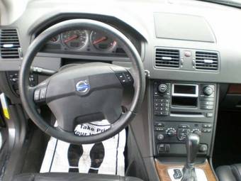2005 Volvo XC90 Wallpapers