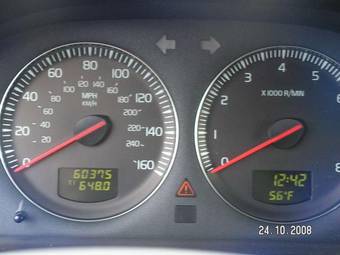 2005 Volvo XC90 Photos