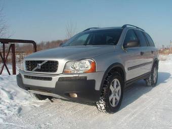 2005 Volvo XC90 Images