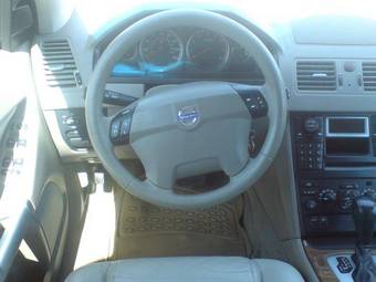 2005 Volvo XC90 Photos