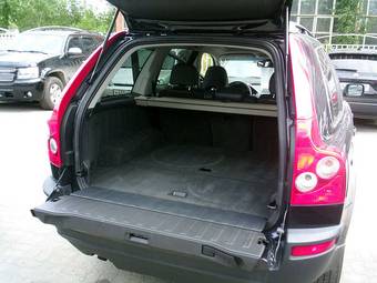 2005 Volvo XC90 Images