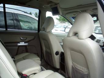 2005 Volvo XC90 Photos
